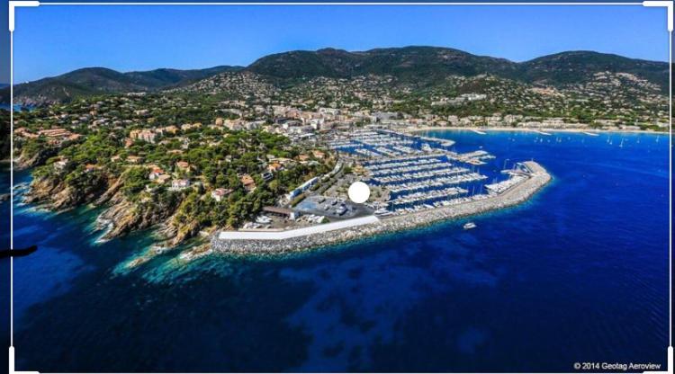 Cavalaire Vue Mer Au Loin Maisonnette Tout Equipee Pour 4 Personnes Avec Piscine Clim Wifi Velos Tv Barbecues Cavalaire-sur-Mer Exterior foto