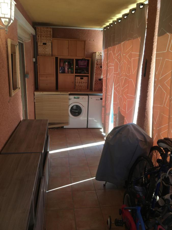 Cavalaire Vue Mer Au Loin Maisonnette Tout Equipee Pour 4 Personnes Avec Piscine Clim Wifi Velos Tv Barbecues Cavalaire-sur-Mer Exterior foto
